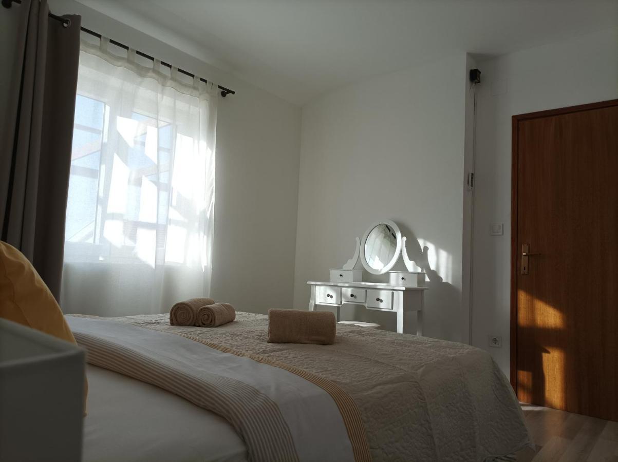 Apartman Periska Vir Exterior foto