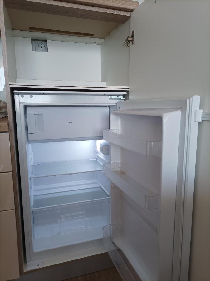 Apartman Periska Vir Exterior foto