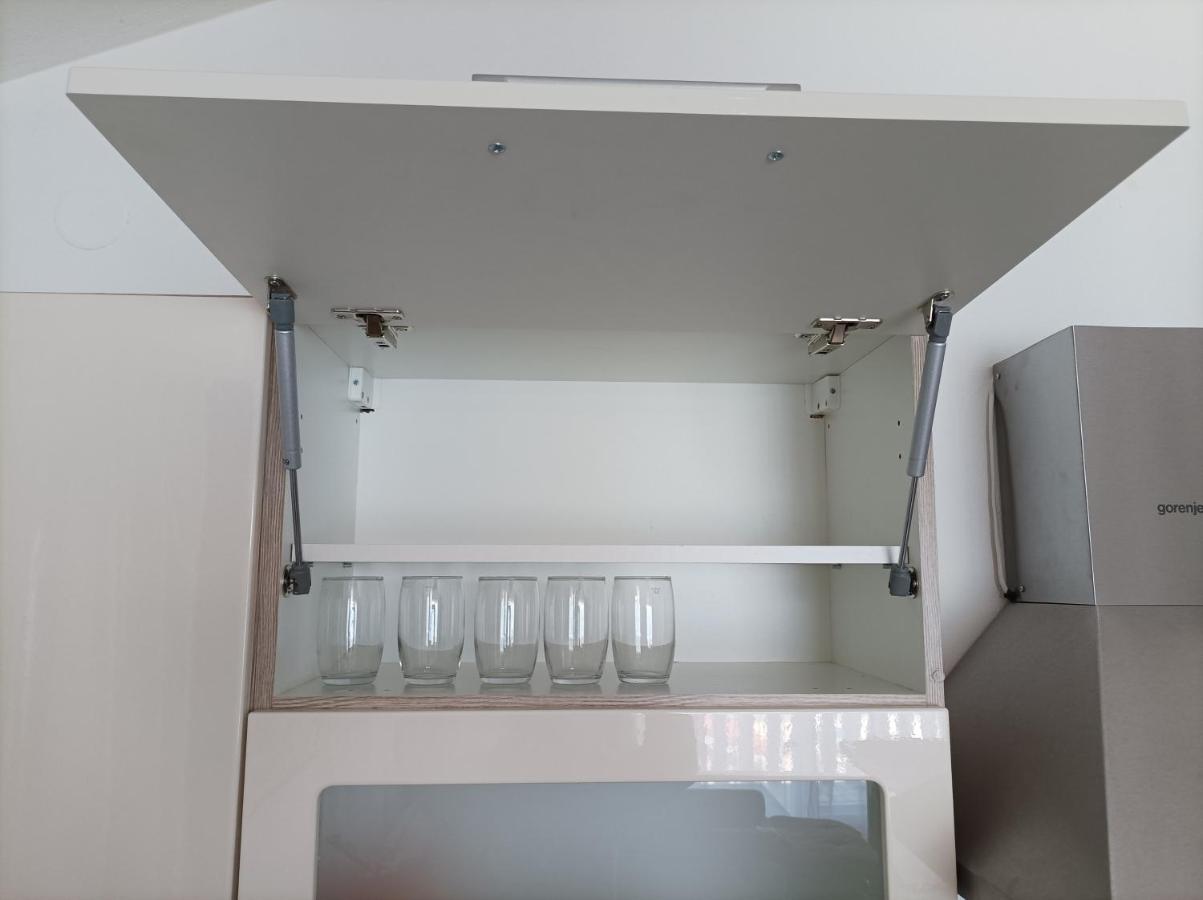 Apartman Periska Vir Exterior foto