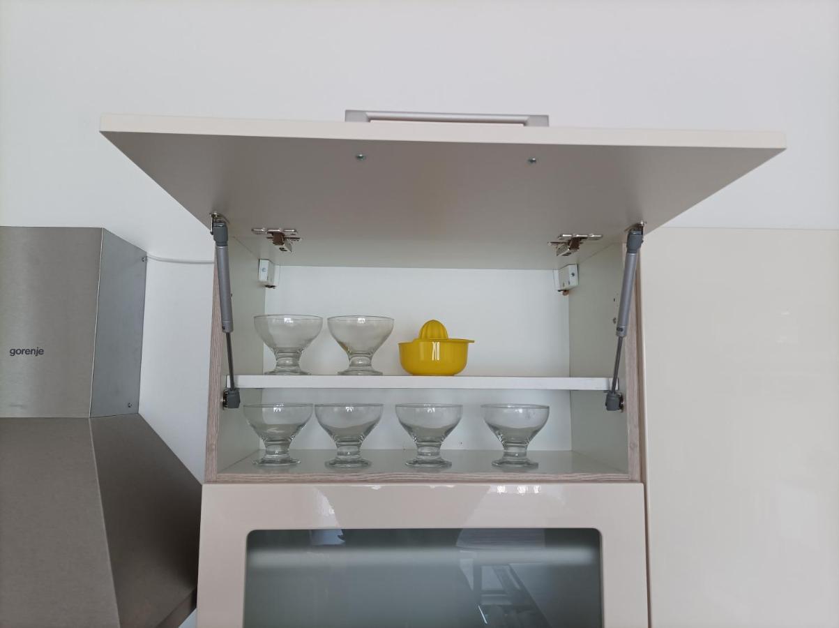 Apartman Periska Vir Exterior foto